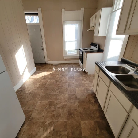 3 bedrooms apartment for rent in Near Eastside - Central Indy, Indianapolis