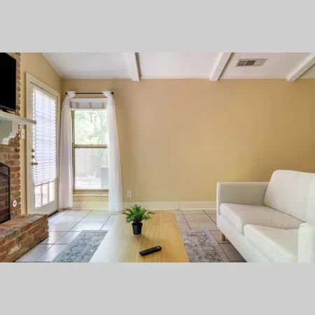 Coliving in North Lamar - North Austin, Austin