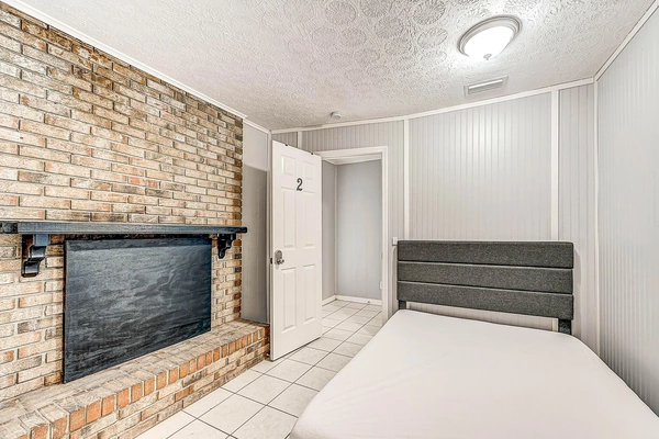 Coliving in Cedar Hills - Westside, Jacksonville