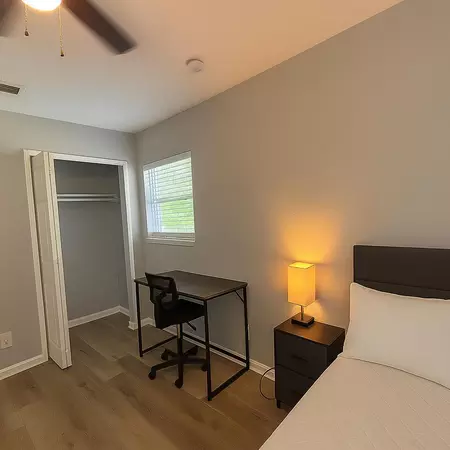 Coliving in Cedar Hills - Westside, Jacksonville
