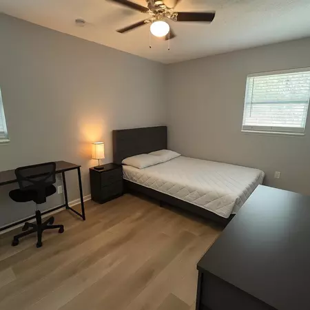Coliving in Cedar Hills - Westside, Jacksonville