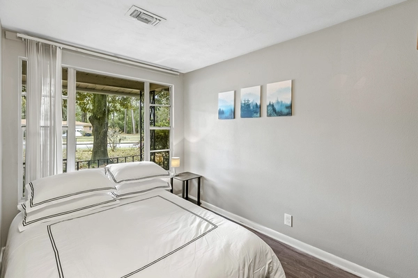Coliving in Lake Forest - Northside, Jacksonville