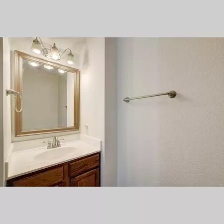 Coliving in Kyle - South Austin, Austin