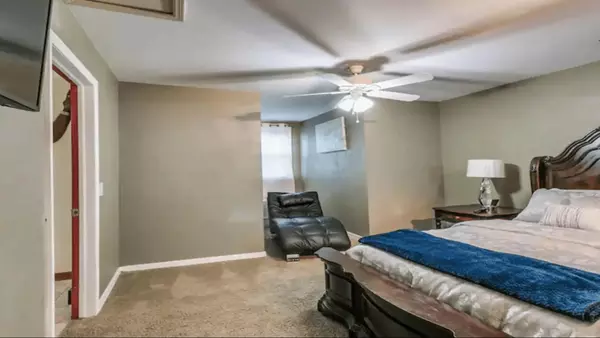 Coliving in Warr Acres - Central OKC, Oklahoma City