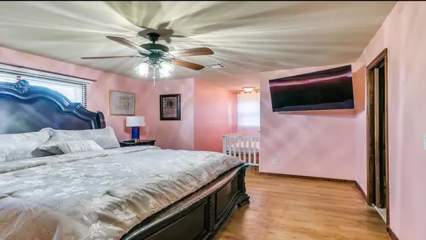 Coliving in Warr Acres - Central OKC, Oklahoma City