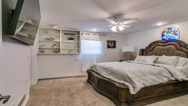 Coliving in Warr Acres - Central OKC, Oklahoma City