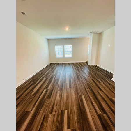 Coliving in Eagle Lake - West Charlotte, Charlotte