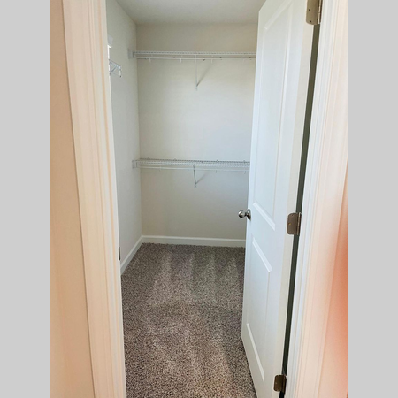 Coliving in Eagle Lake - West Charlotte, Charlotte