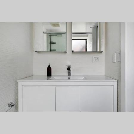 Coliving in East Village - Manhattan, New York