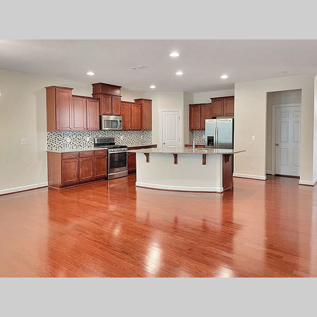 Coliving in Apex - Outer Triangle, Raleigh
