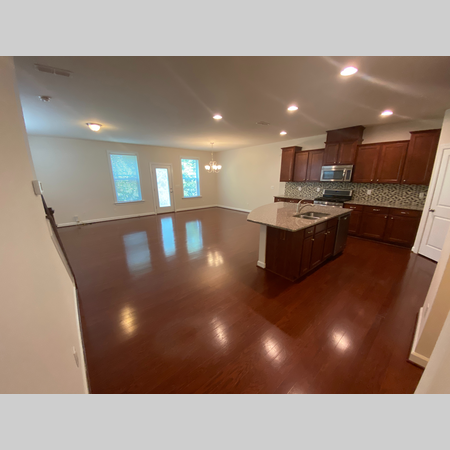 Coliving in Apex - Outer Triangle, Raleigh
