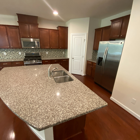 Coliving in Apex - Outer Triangle, Raleigh