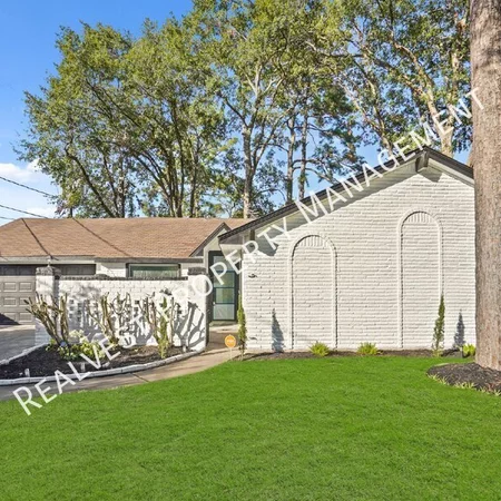 4 bedrooms apartment for rent in Spring Shadows - Nw Houston, Houston