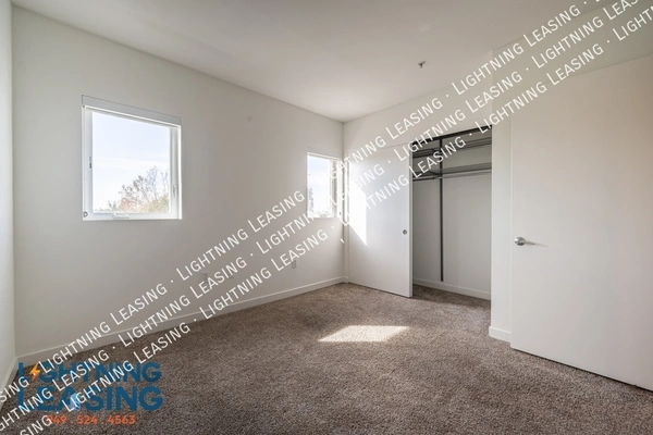 2 bedrooms apartment for rent in Valley Village - San Fernando Valley, Los Angeles