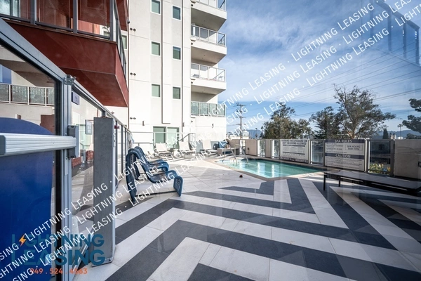 2 bedrooms apartment for rent in Valley Village - San Fernando Valley, Los Angeles