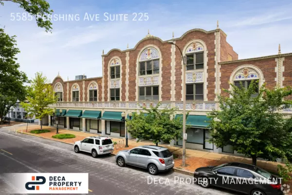 Studio Apartment for rent in DeBaliviere Place - West STL, Saint Louis