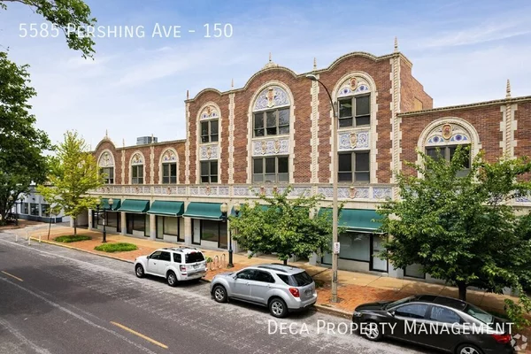 Studio Apartment for rent in DeBaliviere Place - West STL, Saint Louis