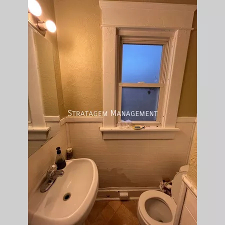 4 bedrooms apartment for rent in Indianola Terrace - North Columbus, Columbus