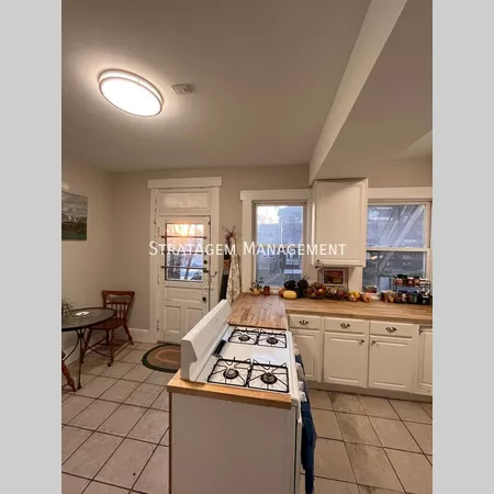 4 bedrooms apartment for rent in Indianola Terrace - North Columbus, Columbus