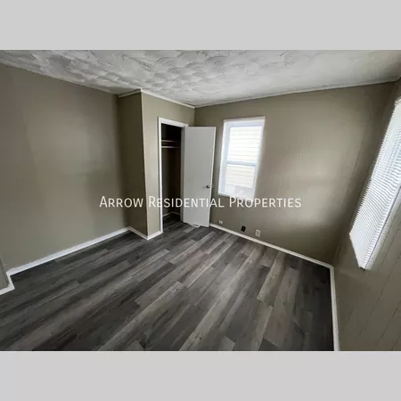 3 bedrooms apartment for rent in Pagedale - West County, Saint Louis