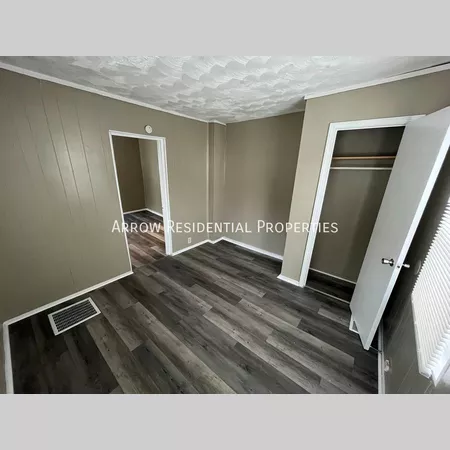 3 bedrooms apartment for rent in Pagedale - West County, Saint Louis