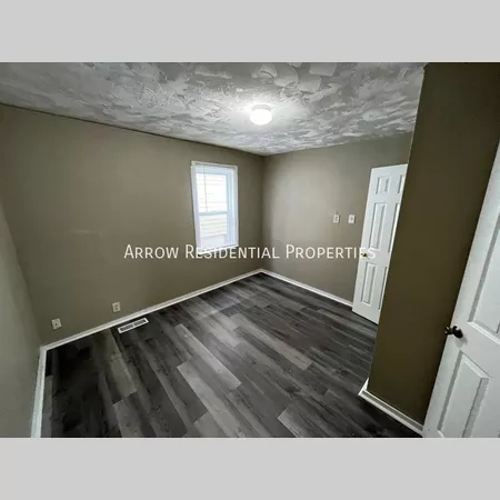 3 bedrooms apartment for rent in Pagedale - West County, Saint Louis