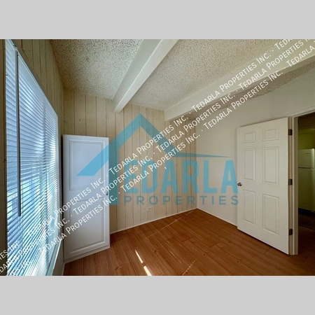 2 bedrooms apartment for rent in Washington Virginia Vale - East Denver, Denver