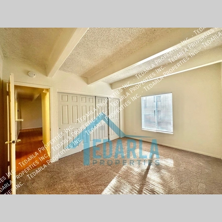 2 bedrooms apartment for rent in Washington Virginia Vale - East Denver, Denver