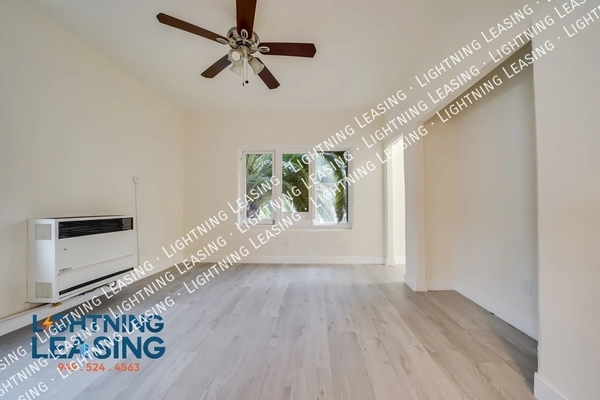 Studio Apartment for rent in Arlington Heights - Central Los Angeles, Los Angeles