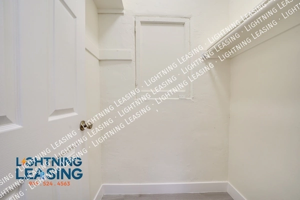 Studio Apartment for rent in Arlington Heights - Central Los Angeles, Los Angeles