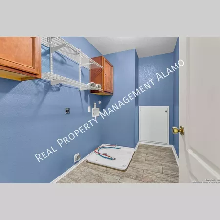 5 bedrooms apartment for rent in Far West Side - West SATX, San Antonio