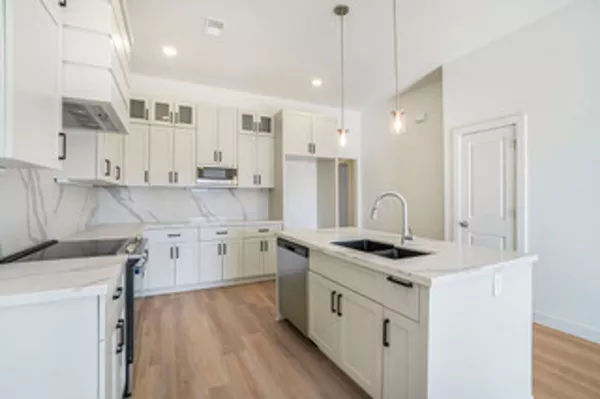 3 bedrooms apartment for rent in Parkville - Outer KCMO, Kansas City