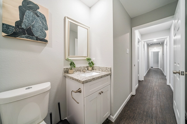 Coliving in Central Southwest - Sw Houston, Houston