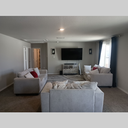 Coliving in Converse - Outer SATX, San Antonio