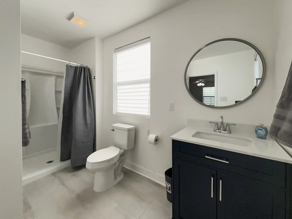 Coliving in Hollygrove - Uptown & Carrollton, New Orleans