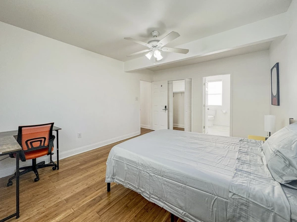 Coliving in Hollygrove - Uptown & Carrollton, New Orleans