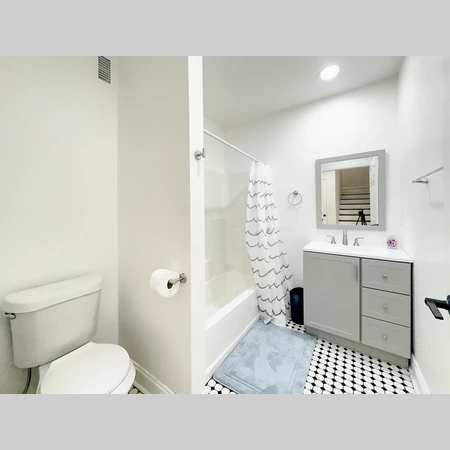 Coliving in Hollygrove - Uptown & Carrollton, New Orleans