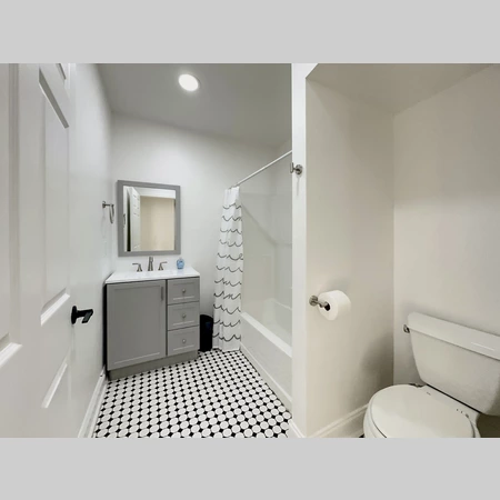 Coliving in Hollygrove - Uptown & Carrollton, New Orleans