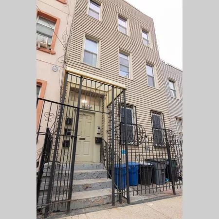 Coliving in Williamsburg - Brooklyn, New York