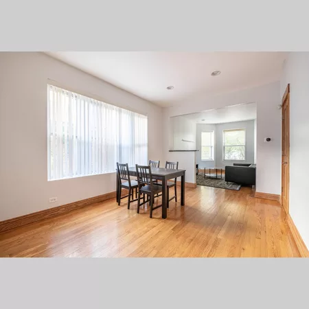 Coliving in Avondale - North Side, Chicago