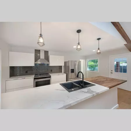 4 bedrooms apartment for rent in Northwest Dallas - Nw Dallas, Dallas