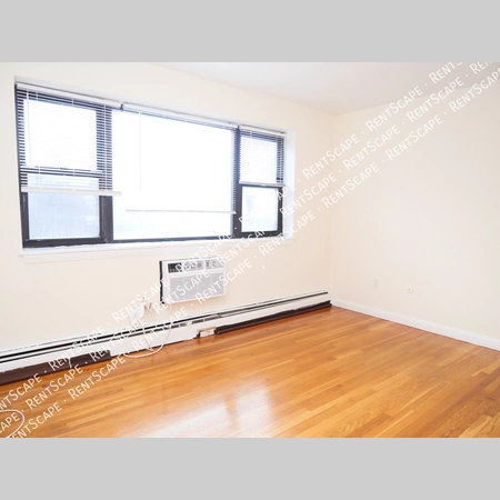 3 bedrooms apartment for rent in Allston - Boston, Boston