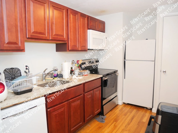 3 bedrooms apartment for rent in Allston - Boston, Boston