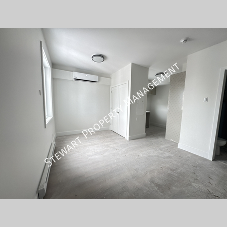 Studio Apartment for rent in Hintonburg - Central Ottawa, Ottawa