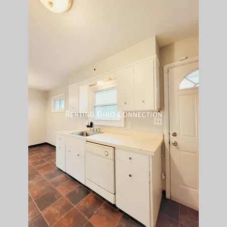 3 bedrooms apartment for rent in Eastmoor - East Columbus, Columbus