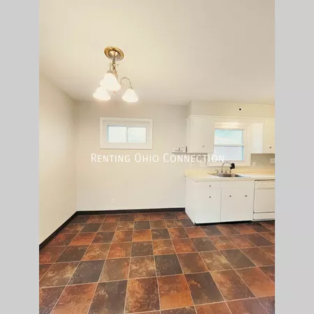 3 bedrooms apartment for rent in Eastmoor - East Columbus, Columbus