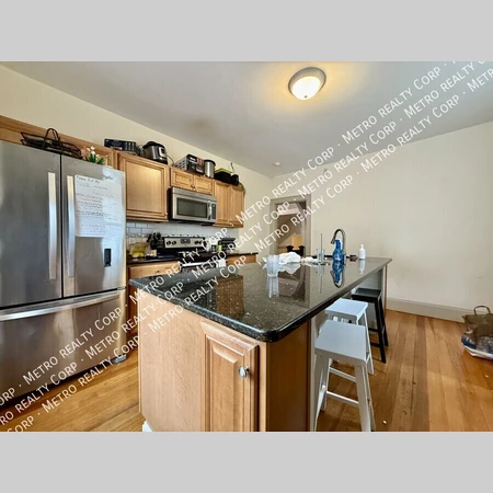 6 bedrooms apartment for rent in Brighton - Boston, Boston