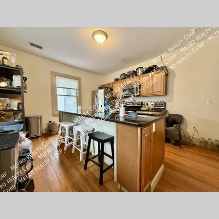 5 bedrooms apartment for rent in Brighton - Boston, Boston