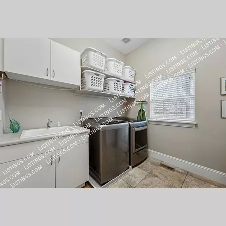 6 bedrooms apartment for rent in Lowry - East Denver, Denver