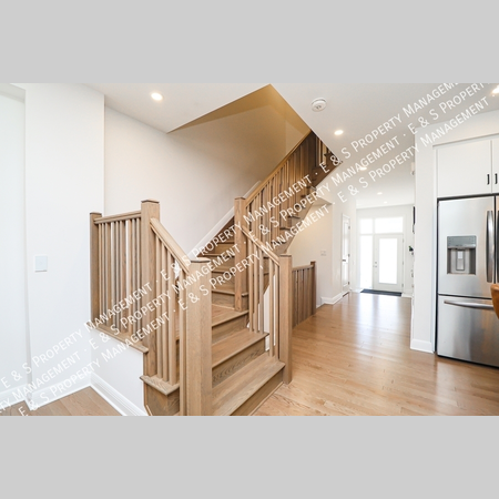 3 bedrooms apartment for rent in Rothwell Heights - East Ottawa, Ottawa